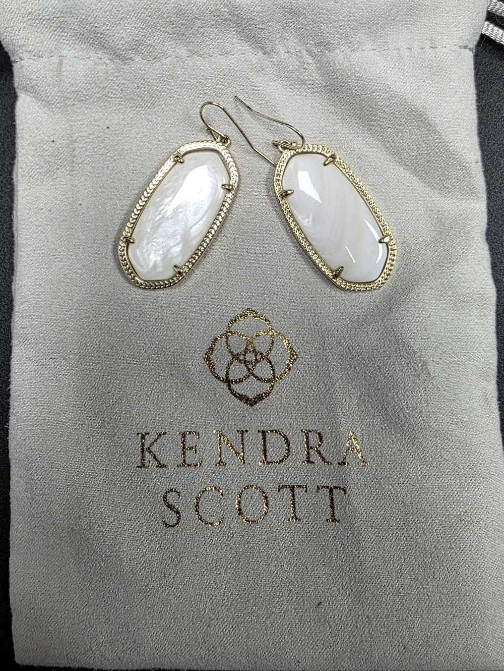 Kendra Scott Elisa Drop Earrings Gold